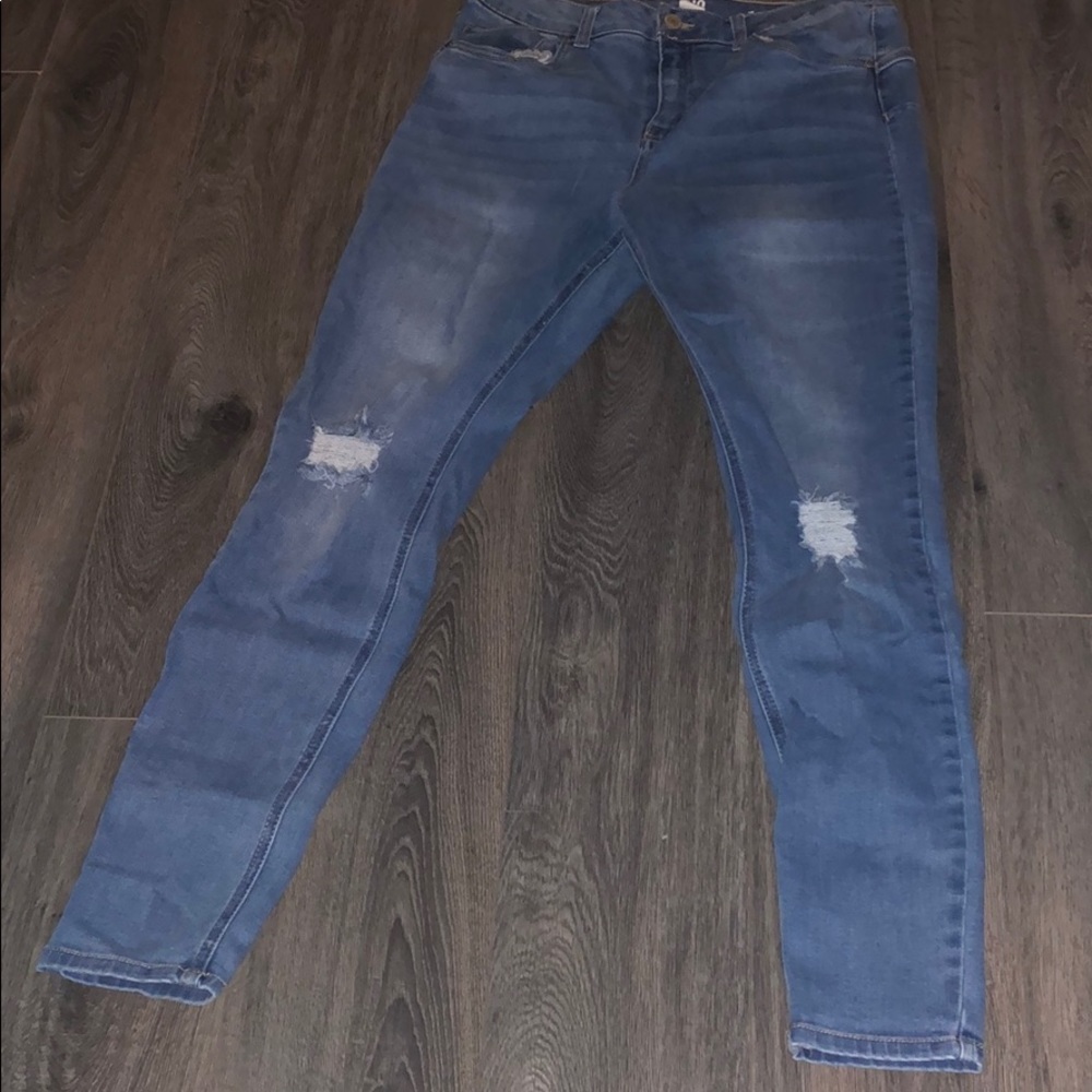 Mid Rise Push Up Jeans